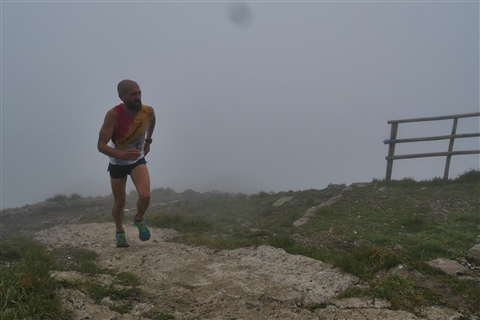 TRAIL di PIZZO San Michele N°3157 FOTO scattate a raffica in VETTA da Peppe Dalessio con nebbia e gran freddo - foto 23