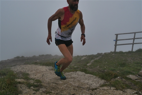 TRAIL di PIZZO San Michele N°3157 FOTO scattate a raffica in VETTA da Peppe Dalessio con nebbia e gran freddo - foto 31