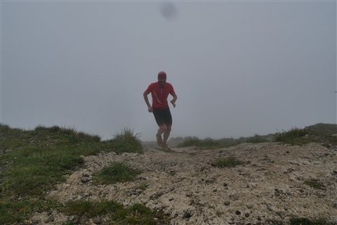 TRAIL di PIZZO San Michele N°3157 FOTO scattate a raffica in VETTA da Peppe Dalessio con nebbia e gran freddo - foto 45