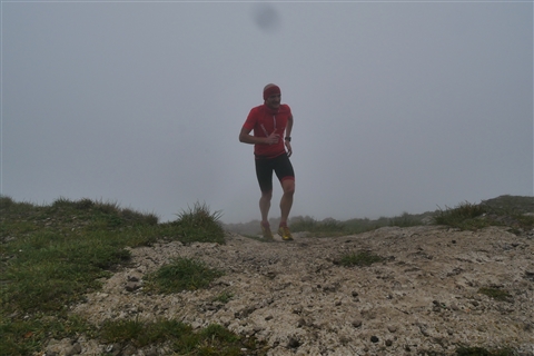 TRAIL di PIZZO San Michele N°3157 FOTO scattate a raffica in VETTA da Peppe Dalessio con nebbia e gran freddo - foto 49