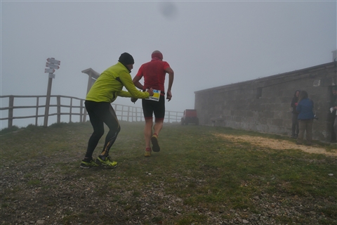 TRAIL di PIZZO San Michele N°3157 FOTO scattate a raffica in VETTA da Peppe Dalessio con nebbia e gran freddo - foto 63