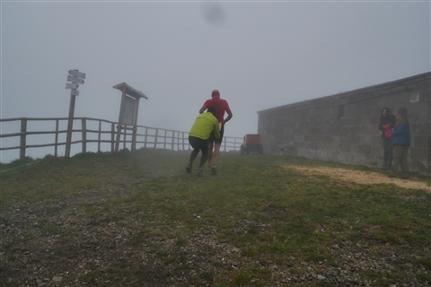 TRAIL di PIZZO San Michele N°3157 FOTO scattate a raffica in VETTA da Peppe Dalessio con nebbia e gran freddo - foto 75