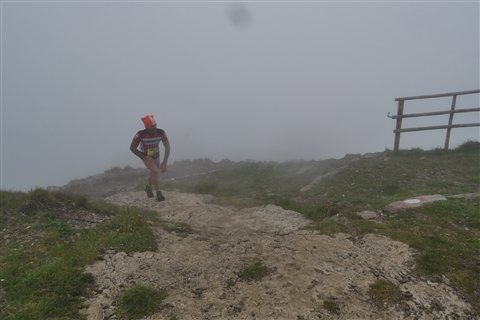TRAIL di PIZZO San Michele N°3157 FOTO scattate a raffica in VETTA da Peppe Dalessio con nebbia e gran freddo - foto 97