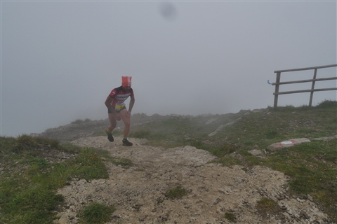 TRAIL di PIZZO San Michele N°3157 FOTO scattate a raffica in VETTA da Peppe Dalessio con nebbia e gran freddo - foto 102