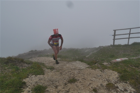 TRAIL di PIZZO San Michele N°3157 FOTO scattate a raffica in VETTA da Peppe Dalessio con nebbia e gran freddo - foto 106