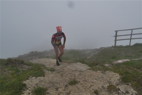 TRAIL di PIZZO San Michele N°3157 FOTO scattate a raffica in VETTA da Peppe Dalessio con nebbia e gran freddo - foto 107
