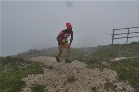 TRAIL di PIZZO San Michele N°3157 FOTO scattate a raffica in VETTA da Peppe Dalessio con nebbia e gran freddo - foto 110