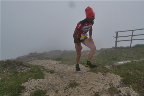 TRAIL di PIZZO San Michele N°3157 FOTO scattate a raffica in VETTA da Peppe Dalessio con nebbia e gran freddo - foto 116