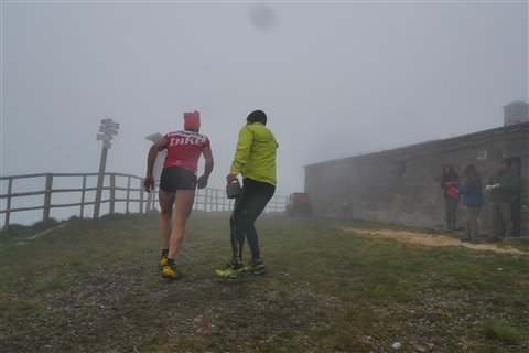 TRAIL di PIZZO San Michele N°3157 FOTO scattate a raffica in VETTA da Peppe Dalessio con nebbia e gran freddo - foto 131