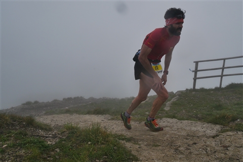 TRAIL di PIZZO San Michele N°3157 FOTO scattate a raffica in VETTA da Peppe Dalessio con nebbia e gran freddo - foto 164