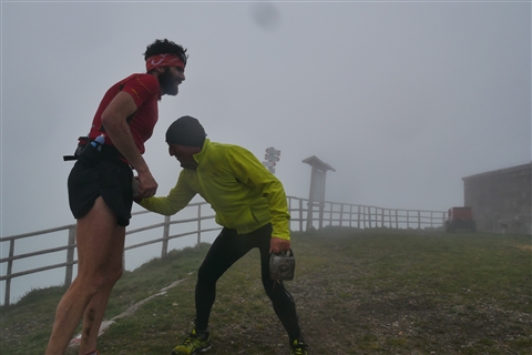 TRAIL di PIZZO San Michele N°3157 FOTO scattate a raffica in VETTA da Peppe Dalessio con nebbia e gran freddo - foto 168