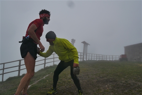 TRAIL di PIZZO San Michele N°3157 FOTO scattate a raffica in VETTA da Peppe Dalessio con nebbia e gran freddo - foto 169