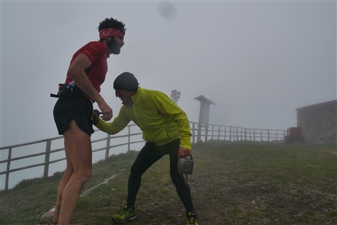 TRAIL di PIZZO San Michele N°3157 FOTO scattate a raffica in VETTA da Peppe Dalessio con nebbia e gran freddo - foto 171
