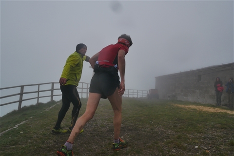 TRAIL di PIZZO San Michele N°3157 FOTO scattate a raffica in VETTA da Peppe Dalessio con nebbia e gran freddo - foto 186
