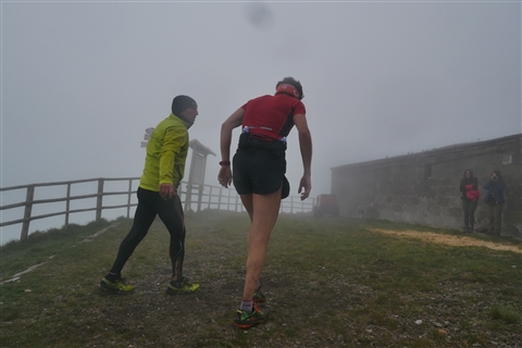 TRAIL di PIZZO San Michele N°3157 FOTO scattate a raffica in VETTA da Peppe Dalessio con nebbia e gran freddo - foto 188