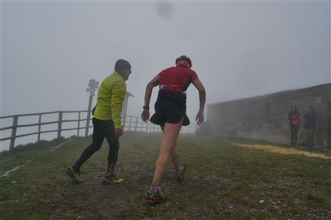 TRAIL di PIZZO San Michele N°3157 FOTO scattate a raffica in VETTA da Peppe Dalessio con nebbia e gran freddo - foto 189