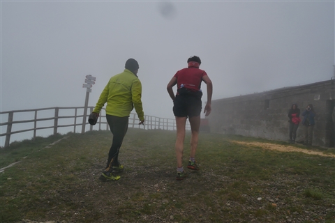 TRAIL di PIZZO San Michele N°3157 FOTO scattate a raffica in VETTA da Peppe Dalessio con nebbia e gran freddo - foto 192