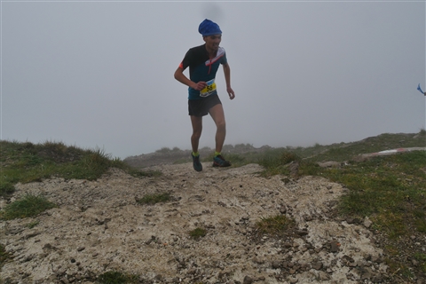 TRAIL di PIZZO San Michele N°3157 FOTO scattate a raffica in VETTA da Peppe Dalessio con nebbia e gran freddo - foto 218