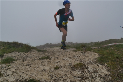 TRAIL di PIZZO San Michele N°3157 FOTO scattate a raffica in VETTA da Peppe Dalessio con nebbia e gran freddo - foto 220