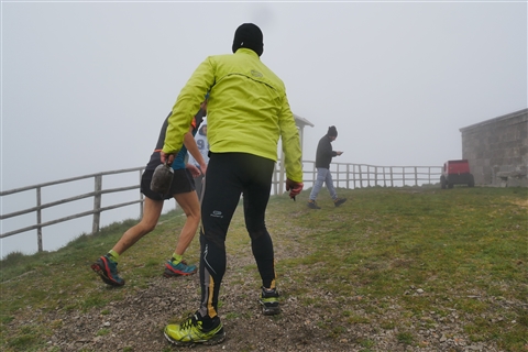 TRAIL di PIZZO San Michele N°3157 FOTO scattate a raffica in VETTA da Peppe Dalessio con nebbia e gran freddo - foto 234