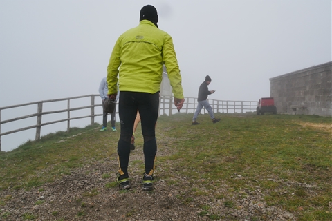 TRAIL di PIZZO San Michele N°3157 FOTO scattate a raffica in VETTA da Peppe Dalessio con nebbia e gran freddo - foto 239