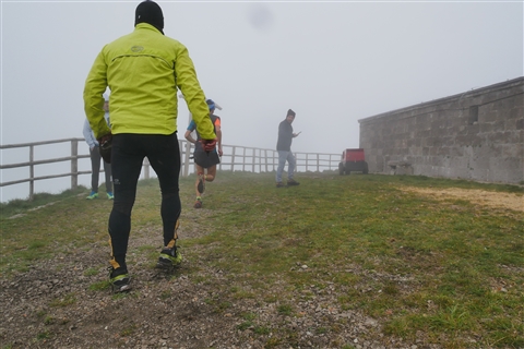 TRAIL di PIZZO San Michele N°3157 FOTO scattate a raffica in VETTA da Peppe Dalessio con nebbia e gran freddo - foto 243