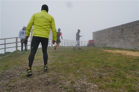 TRAIL di PIZZO San Michele N°3157 FOTO scattate a raffica in VETTA da Peppe Dalessio con nebbia e gran freddo - foto 246