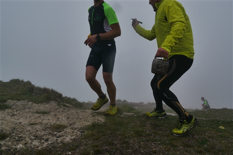TRAIL di PIZZO San Michele N°3157 FOTO scattate a raffica in VETTA da Peppe Dalessio con nebbia e gran freddo - foto 271