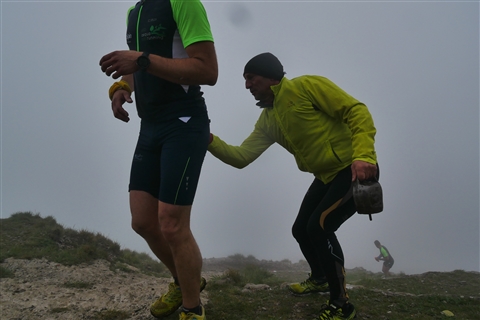 TRAIL di PIZZO San Michele N°3157 FOTO scattate a raffica in VETTA da Peppe Dalessio con nebbia e gran freddo - foto 278