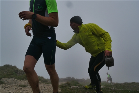 TRAIL di PIZZO San Michele N°3157 FOTO scattate a raffica in VETTA da Peppe Dalessio con nebbia e gran freddo - foto 280