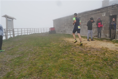 TRAIL di PIZZO San Michele N°3157 FOTO scattate a raffica in VETTA da Peppe Dalessio con nebbia e gran freddo - foto 284