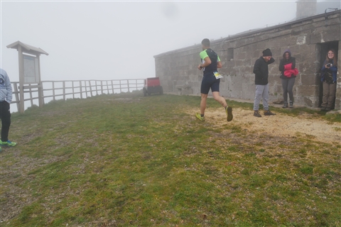 TRAIL di PIZZO San Michele N°3157 FOTO scattate a raffica in VETTA da Peppe Dalessio con nebbia e gran freddo - foto 285