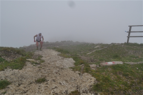 TRAIL di PIZZO San Michele N°3157 FOTO scattate a raffica in VETTA da Peppe Dalessio con nebbia e gran freddo - foto 327