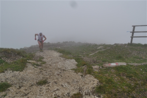 TRAIL di PIZZO San Michele N°3157 FOTO scattate a raffica in VETTA da Peppe Dalessio con nebbia e gran freddo - foto 328