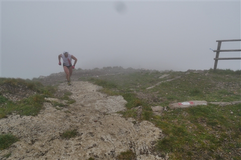 TRAIL di PIZZO San Michele N°3157 FOTO scattate a raffica in VETTA da Peppe Dalessio con nebbia e gran freddo - foto 329