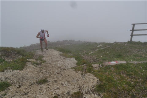 TRAIL di PIZZO San Michele N°3157 FOTO scattate a raffica in VETTA da Peppe Dalessio con nebbia e gran freddo - foto 331