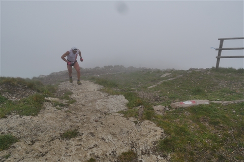 TRAIL di PIZZO San Michele N°3157 FOTO scattate a raffica in VETTA da Peppe Dalessio con nebbia e gran freddo - foto 332
