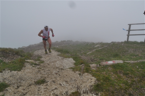 TRAIL di PIZZO San Michele N°3157 FOTO scattate a raffica in VETTA da Peppe Dalessio con nebbia e gran freddo - foto 337