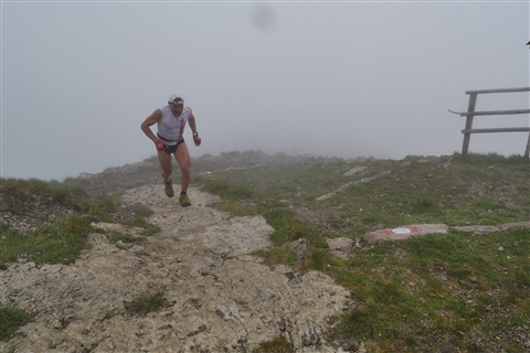TRAIL di PIZZO San Michele N°3157 FOTO scattate a raffica in VETTA da Peppe Dalessio con nebbia e gran freddo - foto 338