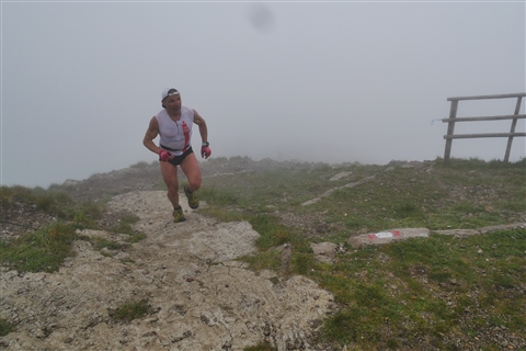 TRAIL di PIZZO San Michele N°3157 FOTO scattate a raffica in VETTA da Peppe Dalessio con nebbia e gran freddo - foto 342