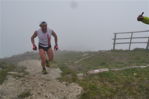 TRAIL di PIZZO San Michele N°3157 FOTO scattate a raffica in VETTA da Peppe Dalessio con nebbia e gran freddo - foto 347