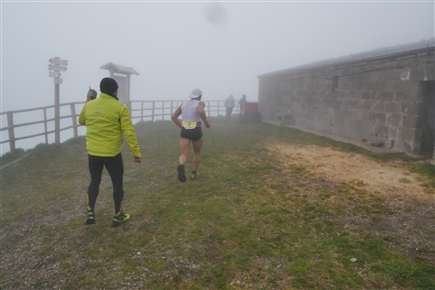 TRAIL di PIZZO San Michele N°3157 FOTO scattate a raffica in VETTA da Peppe Dalessio con nebbia e gran freddo - foto 362