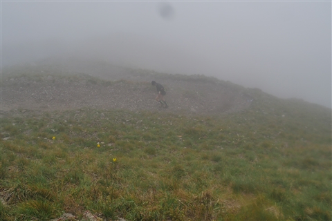 TRAIL di PIZZO San Michele N°3157 FOTO scattate a raffica in VETTA da Peppe Dalessio con nebbia e gran freddo - foto 384
