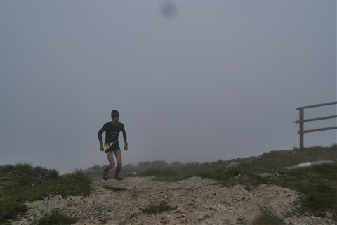 TRAIL di PIZZO San Michele N°3157 FOTO scattate a raffica in VETTA da Peppe Dalessio con nebbia e gran freddo - foto 387