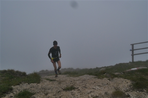 TRAIL di PIZZO San Michele N°3157 FOTO scattate a raffica in VETTA da Peppe Dalessio con nebbia e gran freddo - foto 391