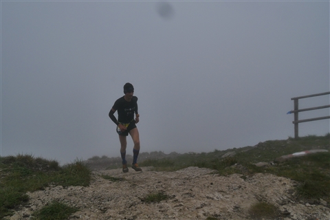 TRAIL di PIZZO San Michele N°3157 FOTO scattate a raffica in VETTA da Peppe Dalessio con nebbia e gran freddo - foto 392