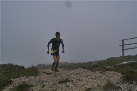 TRAIL di PIZZO San Michele N°3157 FOTO scattate a raffica in VETTA da Peppe Dalessio con nebbia e gran freddo - foto 394