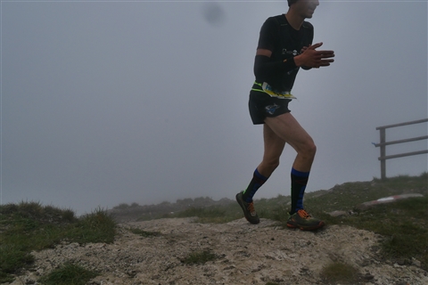TRAIL di PIZZO San Michele N°3157 FOTO scattate a raffica in VETTA da Peppe Dalessio con nebbia e gran freddo - foto 404