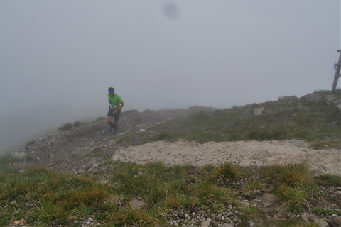 TRAIL di PIZZO San Michele N°3157 FOTO scattate a raffica in VETTA da Peppe Dalessio con nebbia e gran freddo - foto 426