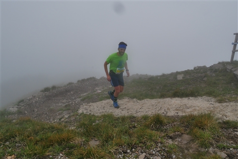 TRAIL di PIZZO San Michele N°3157 FOTO scattate a raffica in VETTA da Peppe Dalessio con nebbia e gran freddo - foto 446